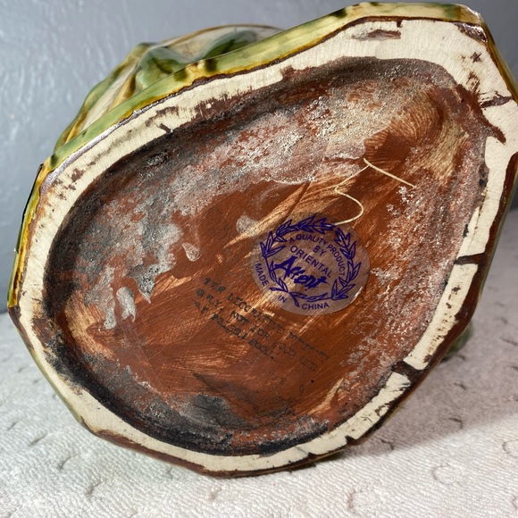 Vintage Chinese Pitcher with Frogs bamboo And Lily Pads made by Oriental Accents - Picture 8 of 16